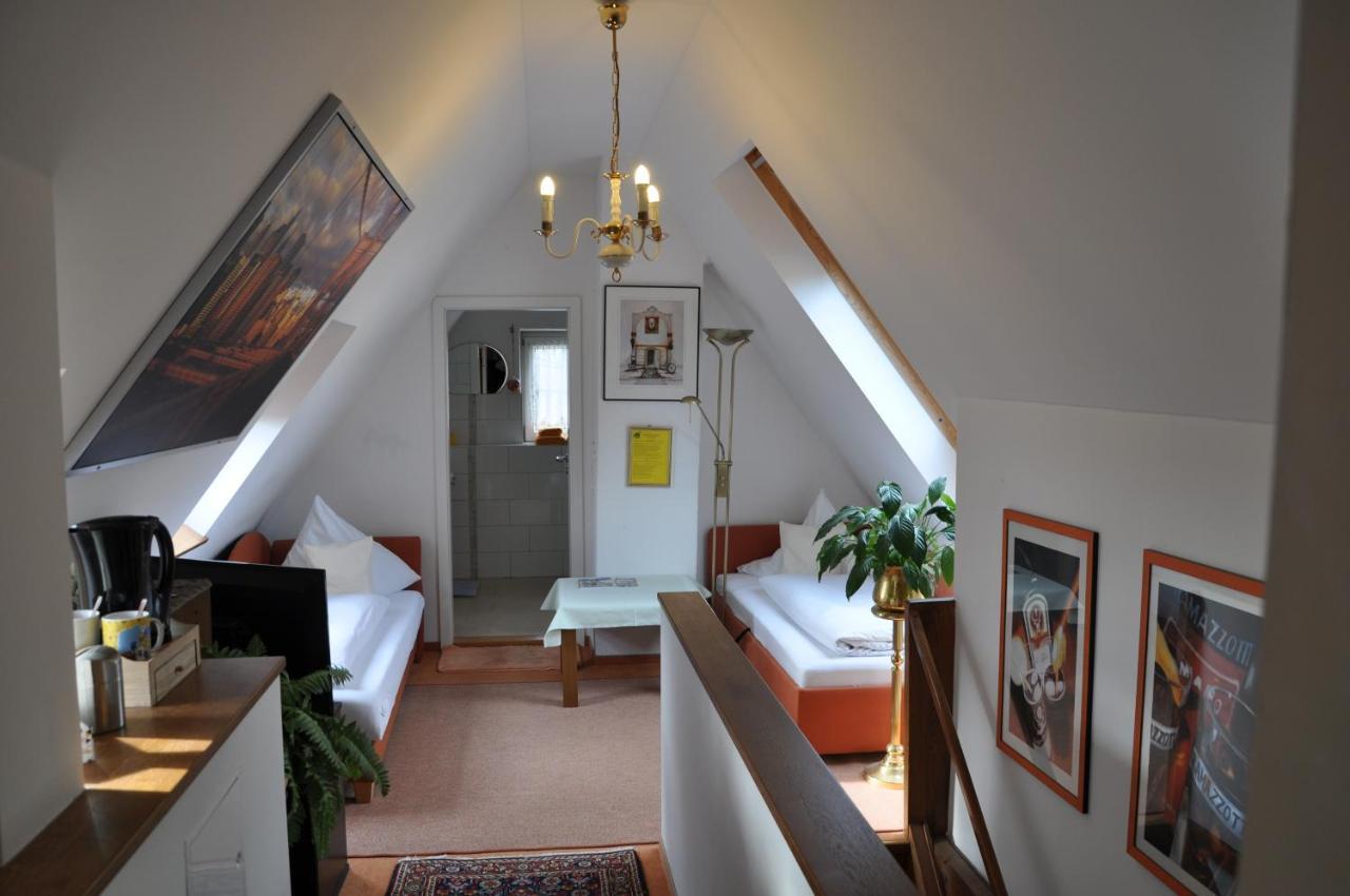 Pension Haus Gertrud Donauwörth 外观 照片