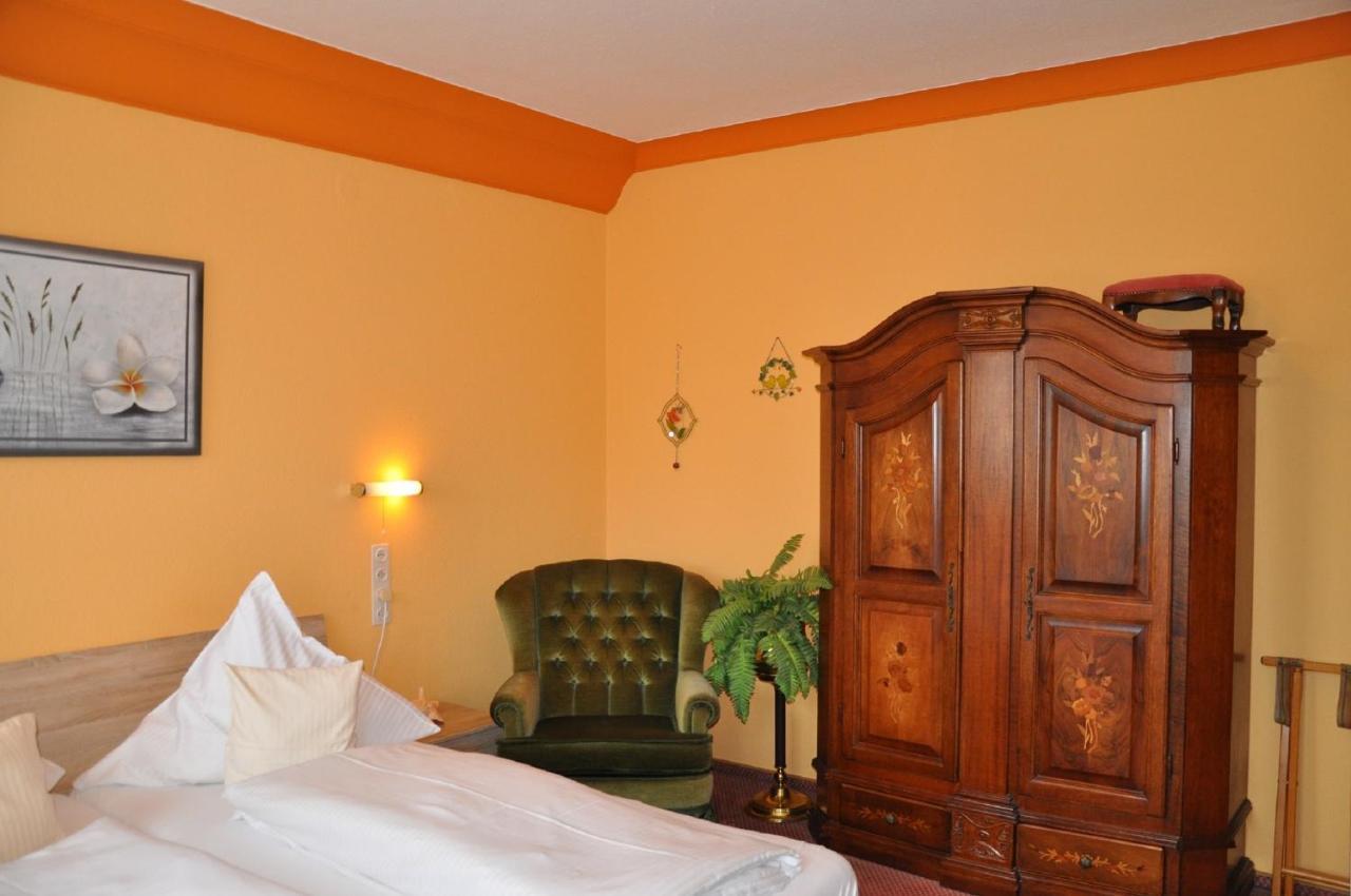 Pension Haus Gertrud Donauwörth 外观 照片